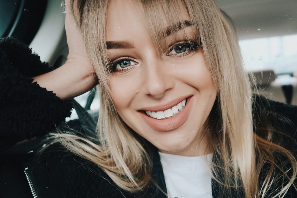 EkaterinaLukashowa pakutengirl marca